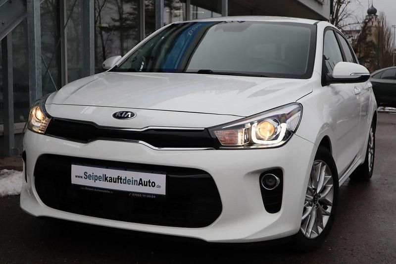 Gebraucht Kia Rio Spirit 84 PS (61 kW) 2018 Weiß Limousine