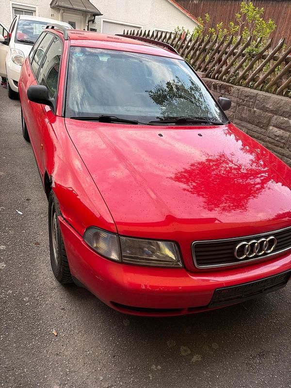 Gebraucht Audi A4 101 PS (74 kW) 1998 Rot Kombi