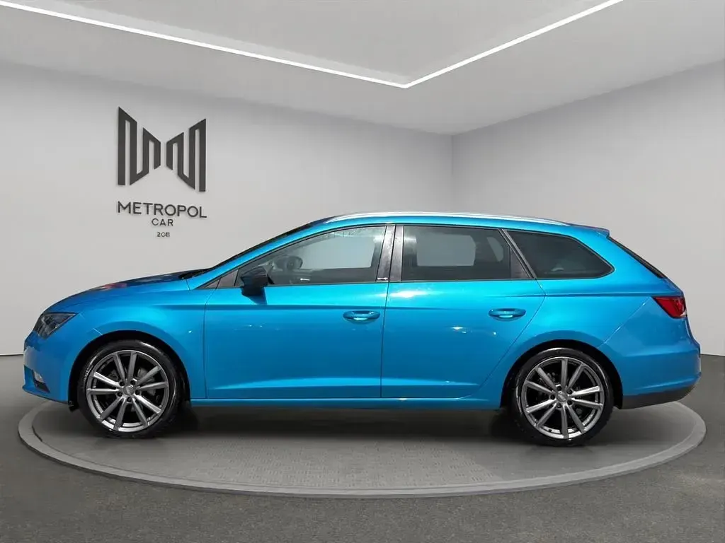Używany Seat Leon ST CONNECT 150 KM (110 kW) 2015 Niebieski Kombi