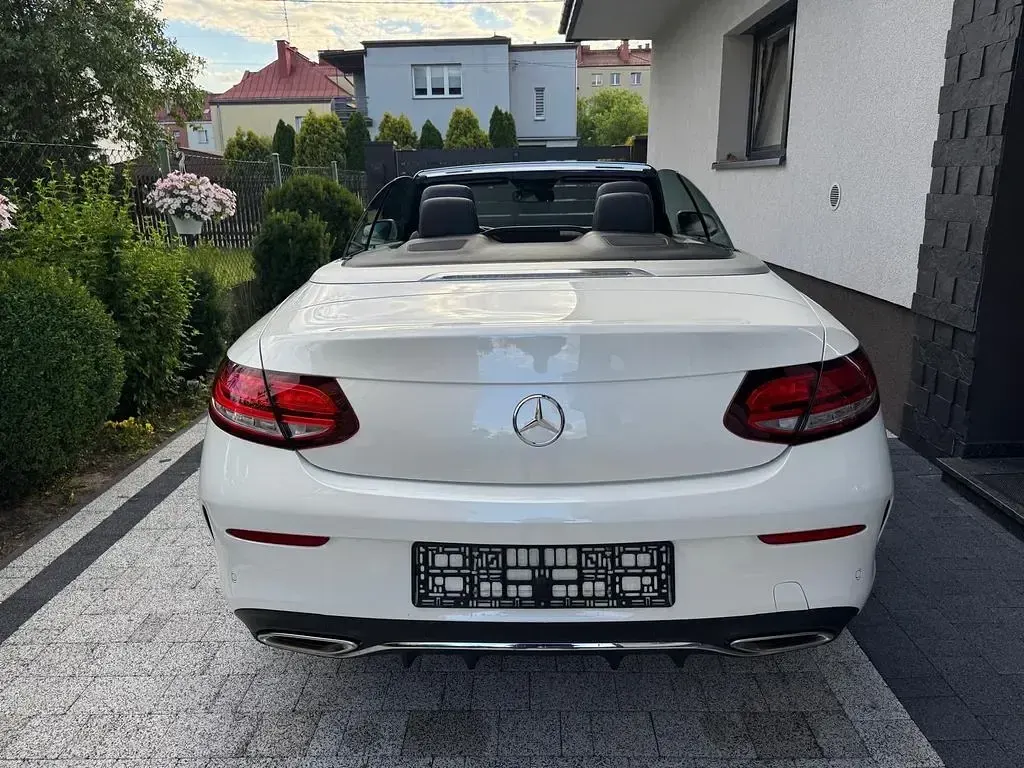 Gebraucht Mercedes C400 333 PS (244 kW) 2020 Weiß Cabrio