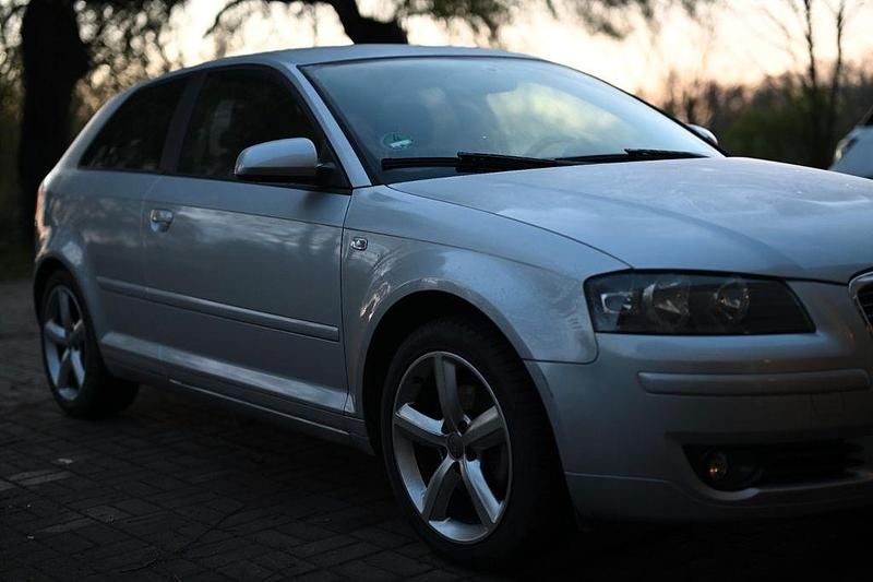 Gebraucht Audi A3 Ambiente 125 PS (91 kW) 2008 Silber Kleinwagen
