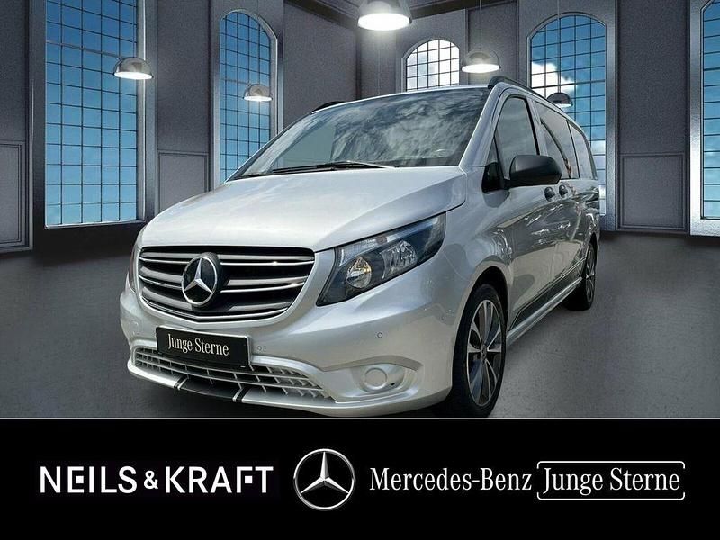 Brillantsilber Gebraucht 2021 Mercedes Vito Van / Kleinbus | 35.980 € - Bild 1/4