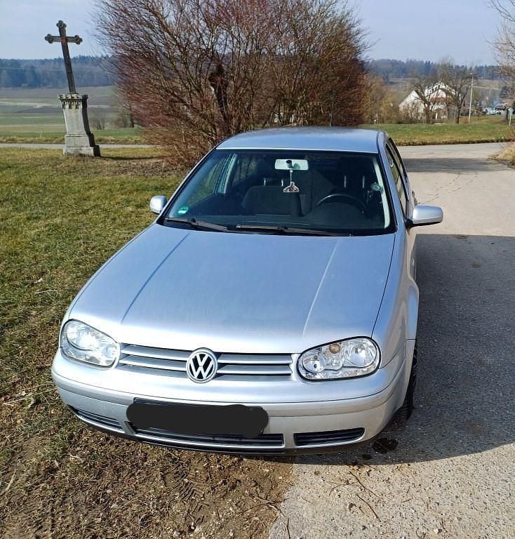 Silber Gebraucht 2003 VW Golf IV Pacific Kombi | 1.900 € (Guter Preis) - Bild 1/4