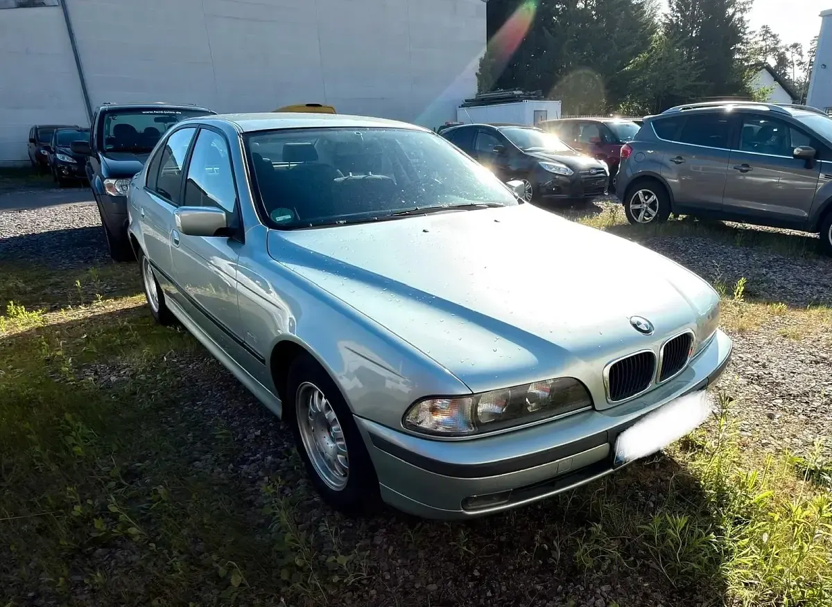Gebraucht BMW 520 150 PS (110 kW) 1999 Grün Limousine