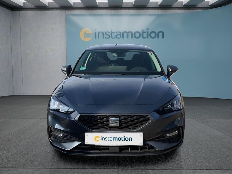 Usata Seat Leon 150 CV (110 kW) 2025 Grigio Utilitaria