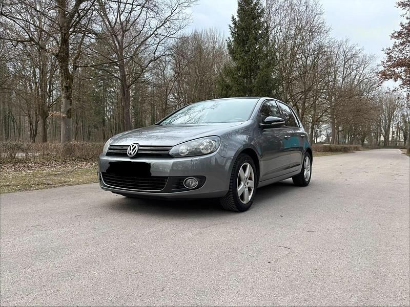 Gebraucht VW Golf VI 80 PS (58 kW) 2011 Grau Kleinwagen