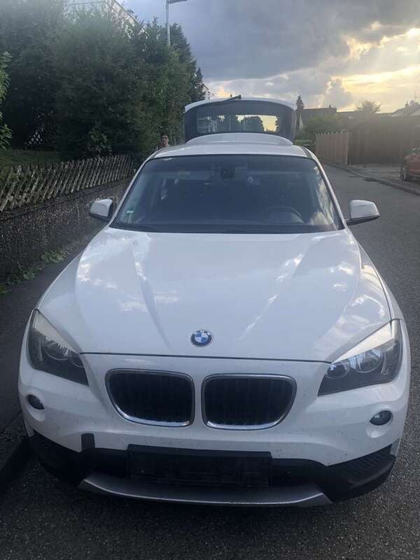 Weiß Gebraucht 2014 BMW X1 Sport Line SUV | 8.000 € (Superpreis) - Bild 1/4