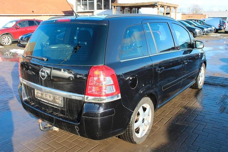 Gebraucht Opel Zafira 120 PS (88 kW) 2010 Schwarz Van / Kleinbus