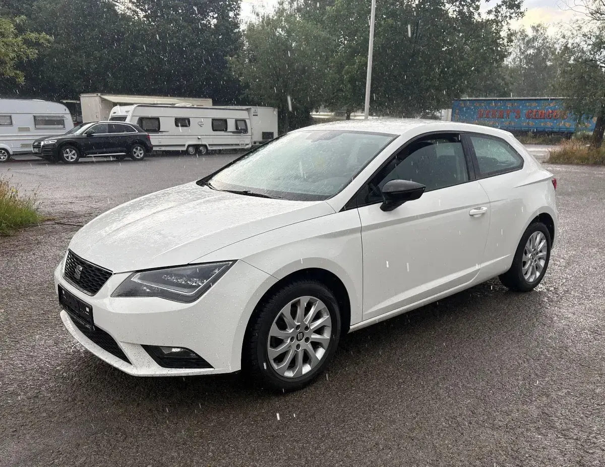 Gebraucht Seat Leon Style 105 PS (77 kW) 2013 Weiß Coupé