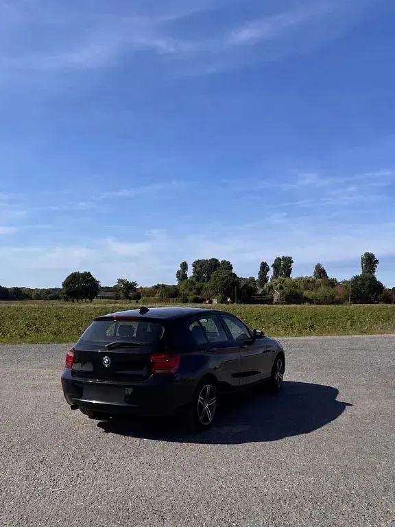 Gebraucht BMW 118 Sport Line 170 PS (125 kW) 2015 Schwarz Kleinwagen
