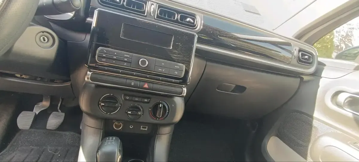 Gebraucht Citroën C3 82 PS (60 kW) 2018 Weiß Kleinwagen