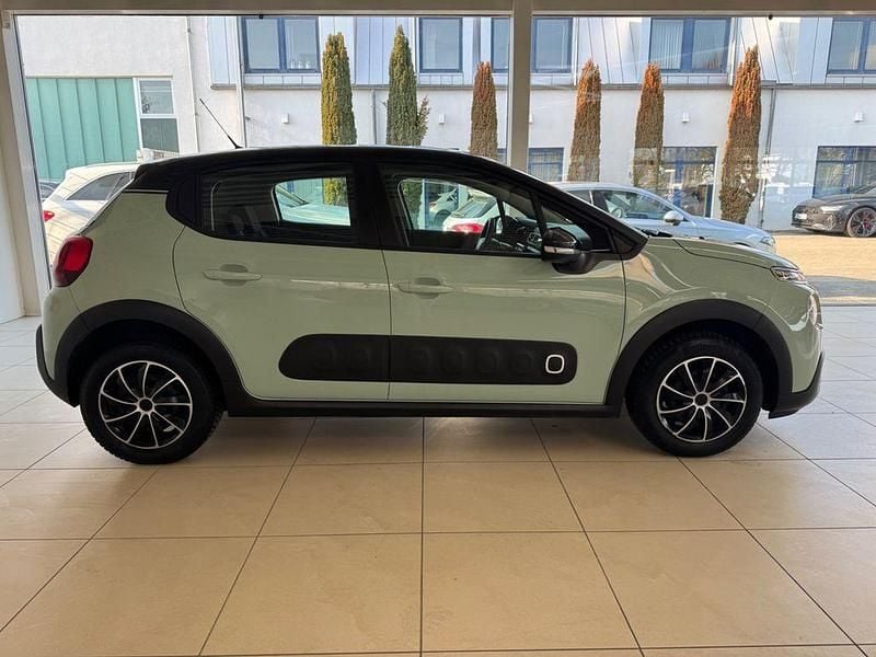 Gebraucht Citroën C3 Feel 82 PS (60 kW) 2019 Grün Kleinwagen