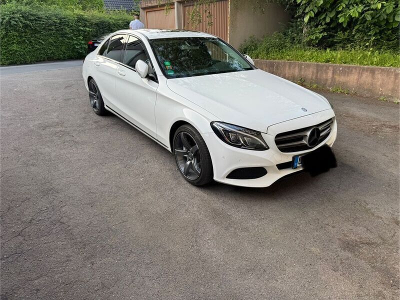 Weiß Gebraucht 2016 Mercedes C220 Avantgarde Limousine | 18.500 € (Guter Preis) - Bild 1/4