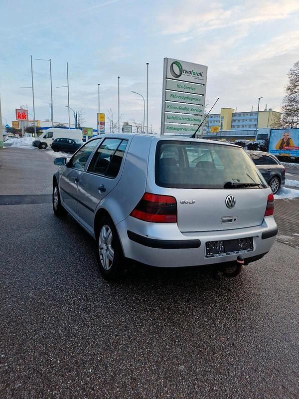 Gebraucht VW Golf IV 75 PS (55 kW) 2002 Grau Kleinwagen