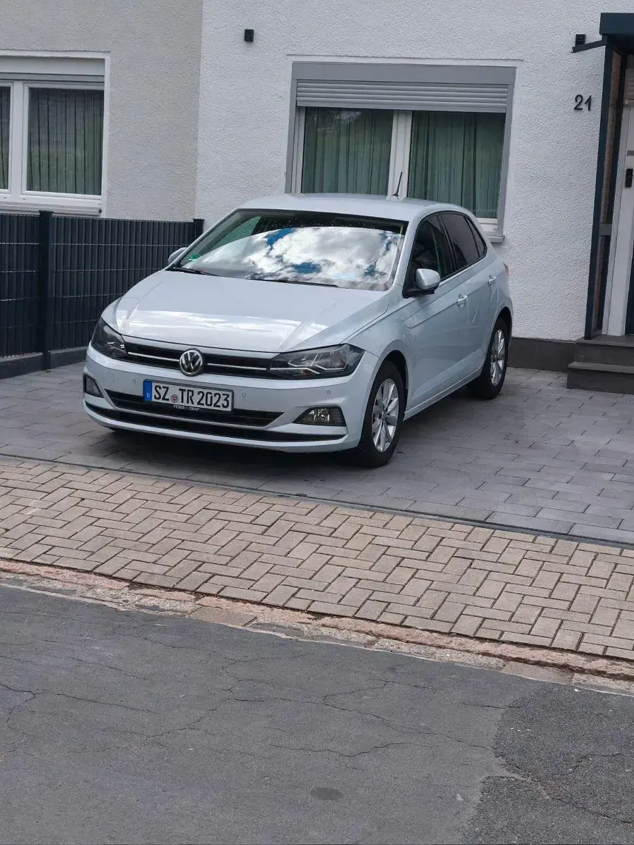 Gebraucht VW Polo Comfortline 95 PS (69 kW) 2019 Weiß Kleinwagen