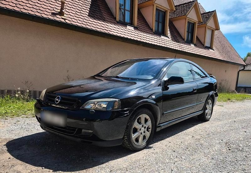 Schwarz Gebraucht 2003 Opel Astra Coupé | 1.700 € (Guter Preis) - Bild 1/4