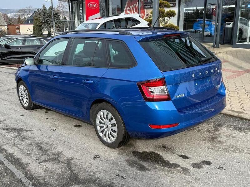 Gebraucht Skoda Fabia Business Line 95 PS (69 kW) 2022 Raceblau metallic Kleinwagen