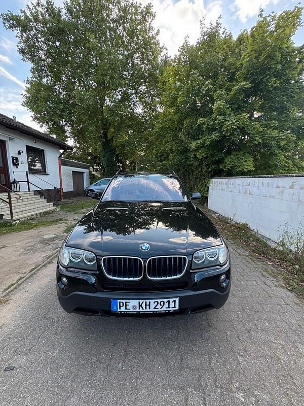 Schwarz Gebraucht 2008 BMW X3 SUV | 9.000 € (Teuer) - Bild 1/4