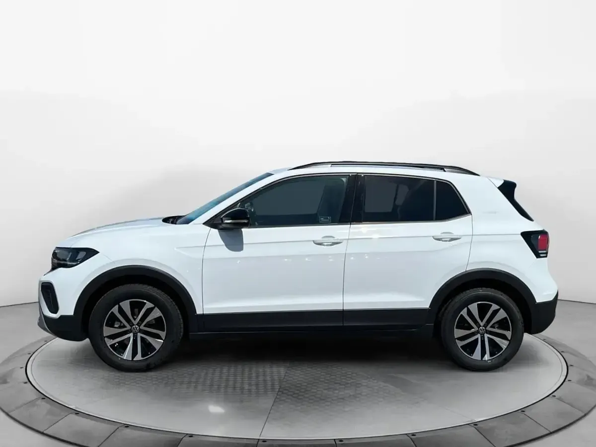 Gebraucht VW T-Cross 150 PS (110 kW) 2025 Pure white SUV