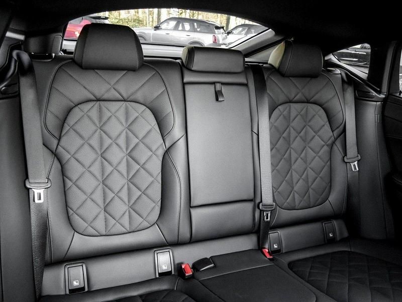 Gebraucht BMW X6 Performance 298 PS (219 kW) 2025 Schwarz SUV