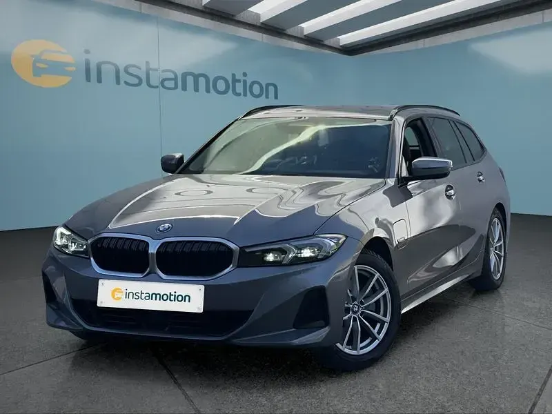 Second-hand BMW 330e 184 CP (135 kW) 2023 Andere Break