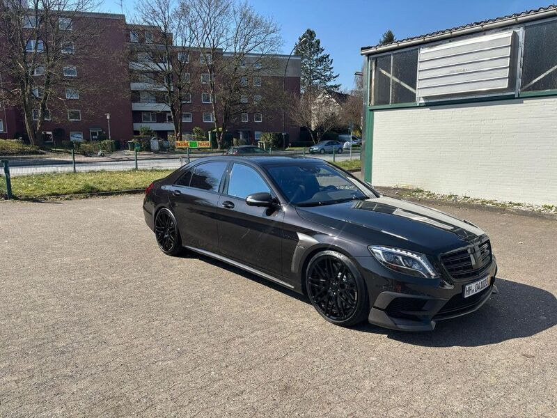 Schwarz Gebraucht 2016 Mercedes S65 AMG AMG Limousine | 120.000 € - Bild 1/4