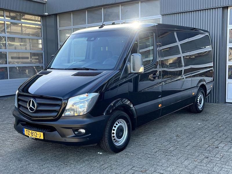 Gebraucht Mercedes Sprinter 165 PS (121 kW) 2018 Schwarz Van