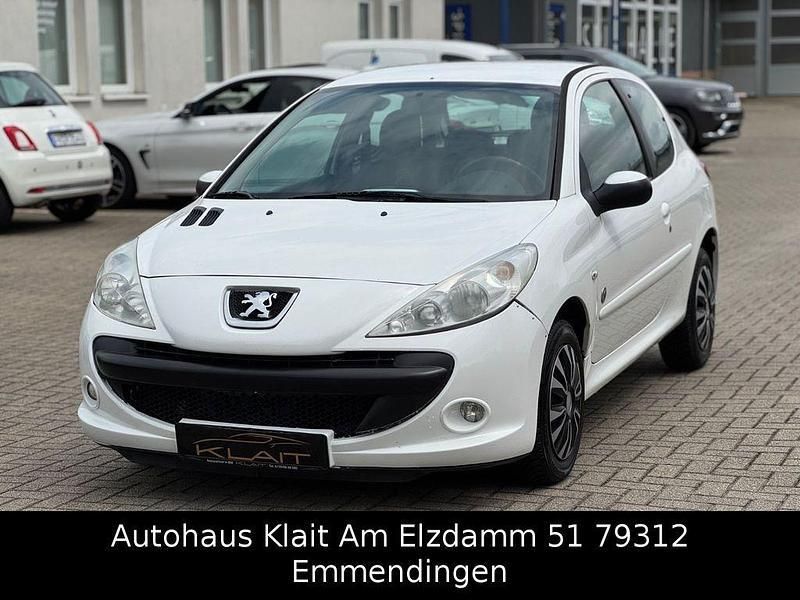 Weiß Gebraucht 2012 Peugeot 206+ Kleinwagen | 2.499 € (Fairer Preis) - Bild 1/4