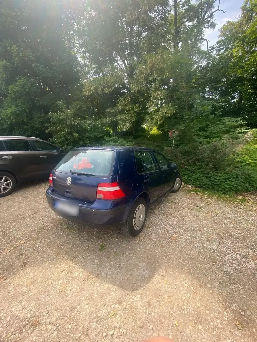 Gebraucht VW Golf IV 75 PS (55 kW) 2001 Blau Kleinwagen