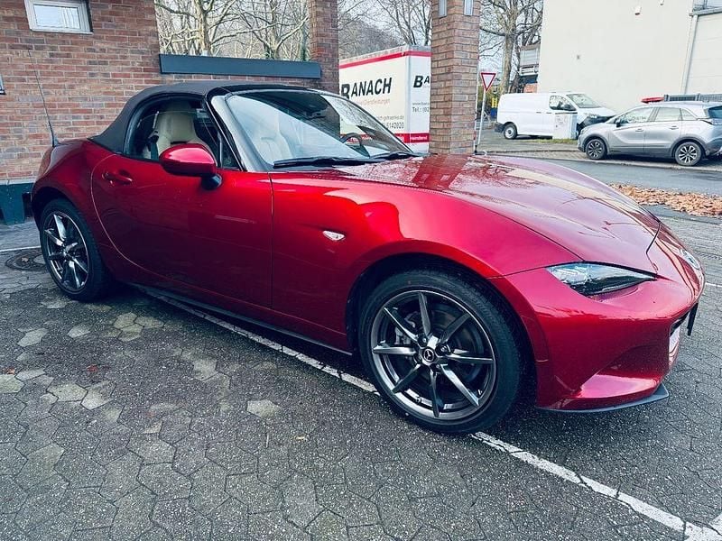 Rot Gebraucht 2020 Mazda MX5 Selection Cabrio | 24.990 € (Guter Preis) - Bild 1/4