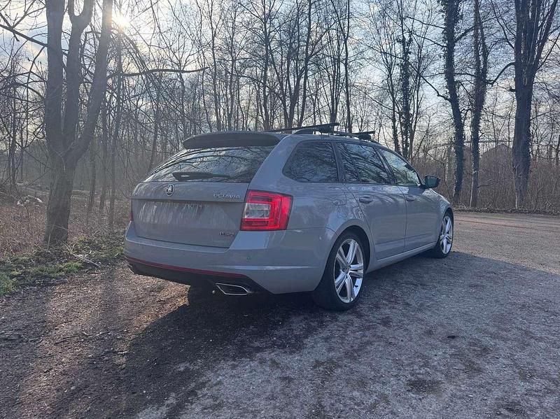 Gebraucht Skoda Octavia RS 182 PS (133 kW) 2016 Grau Kleinwagen