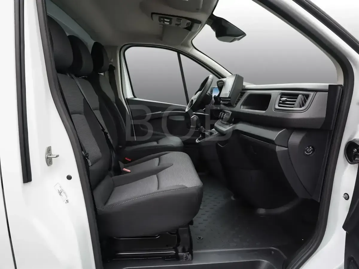 Gebraucht Renault Trafic Komfort 110 PS (80 kW) 2026 Weiß Van / Kleinbus