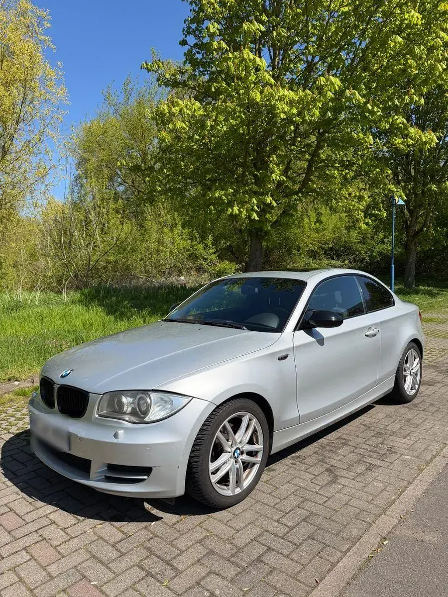 Gebraucht BMW 120 Coupé 177 PS (130 kW) 2008 Silber Coupé