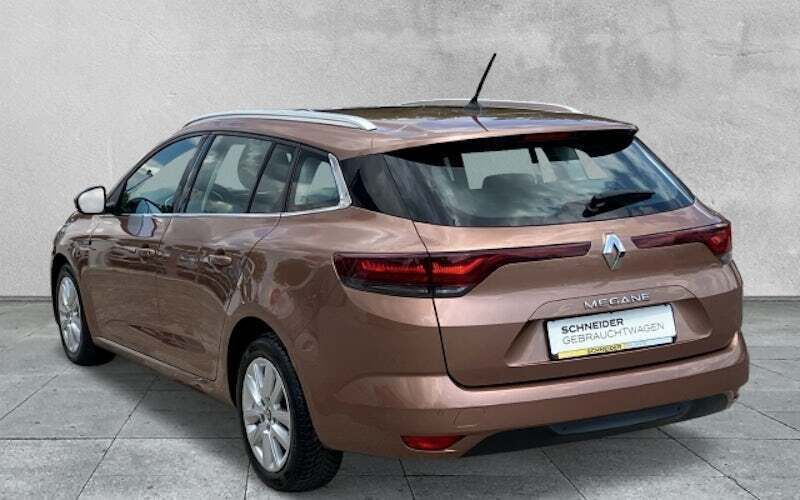 Gebraucht Renault Mégane GrandTour Zen 140 PS (102 kW) 2021 Solar copper brown Kombi
