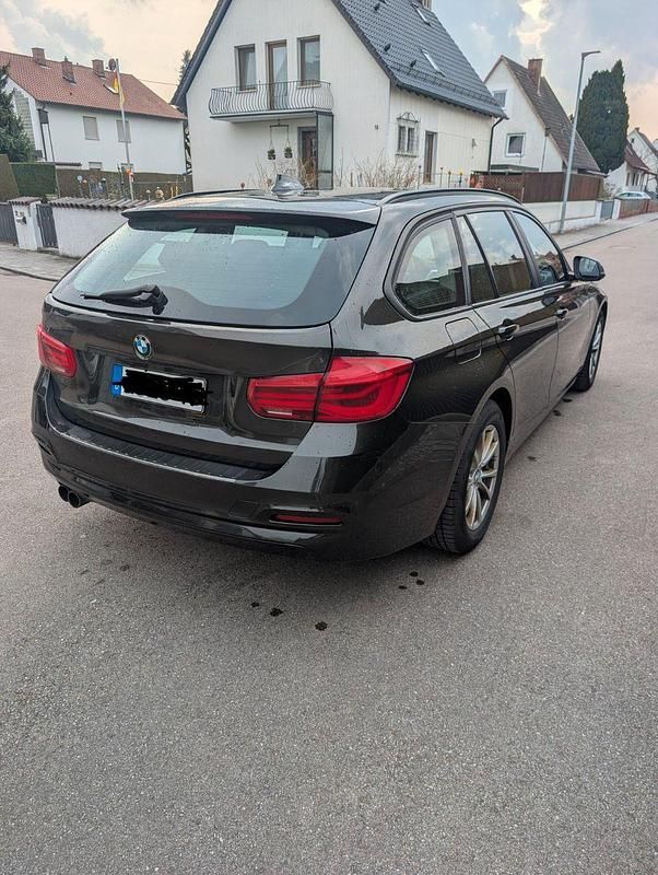 Usata BMW 320 190 CV (139 kW) 2016 Marrone Station wagon