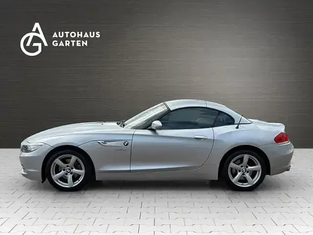 Gebraucht BMW Z4 Comfort Edition 156 PS (114 kW) 2015 Glaciersilber metallic Cabrio