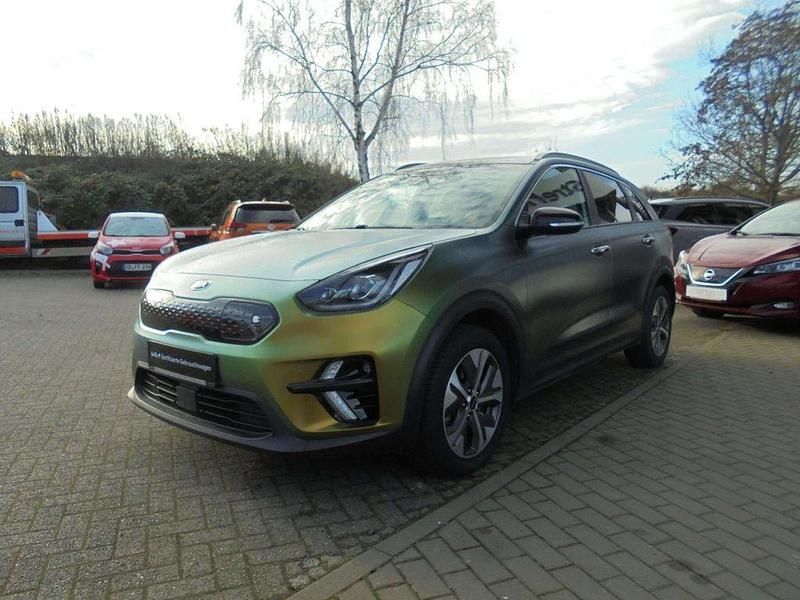 Gebraucht Kia e-Niro Gold 150 kW (204 PS) 2020 Schneeweiß SUV