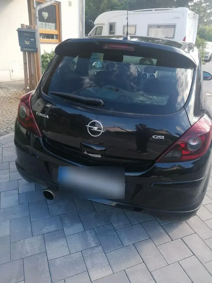 Gebraucht Opel Corsa 150 PS (110 kW) 2009 Schwarz Kleinwagen