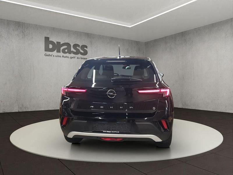 Gebraucht Opel Mokka-e Elegance 100 kW (136 PS) 2022 Karbon schwarz (metallic) SUV