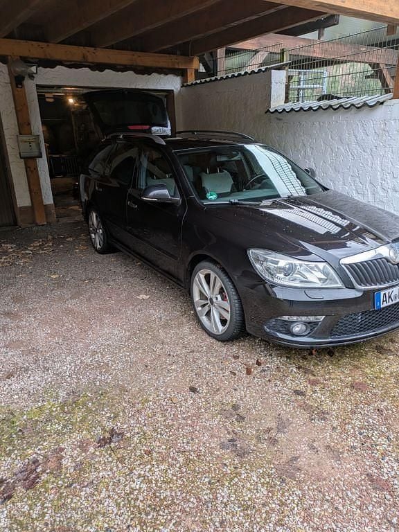Gebraucht Skoda Octavia RS 170 PS (125 kW) 2011 Schwarz Kombi