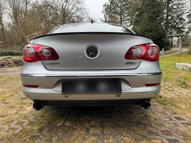 Gebraucht VW Passat R-line 300 PS (220 kW) 2008 Silber Coupé