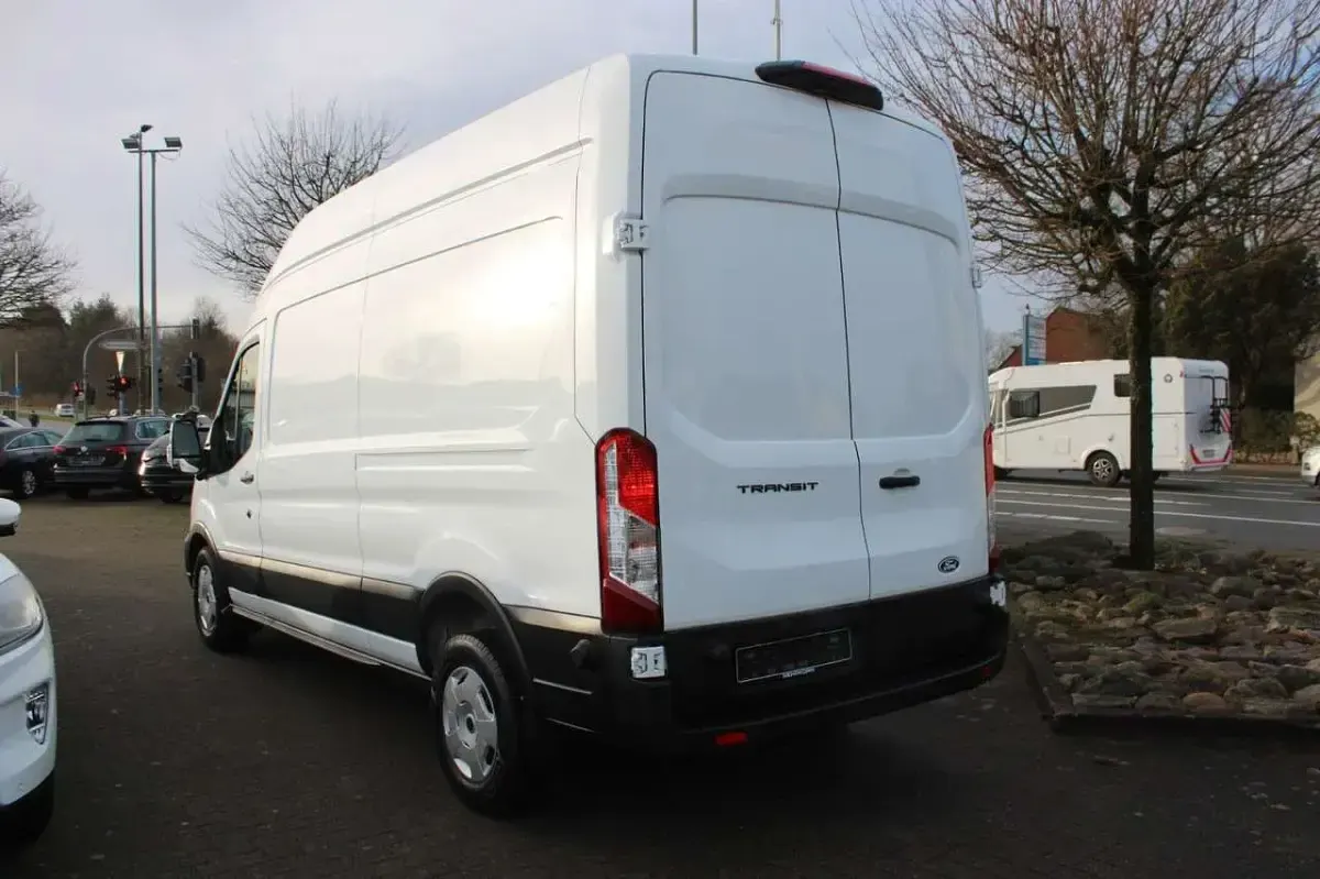 Brugt Ford Transit Trend 131 HK (96 kW) 2024 Hvid Sedan