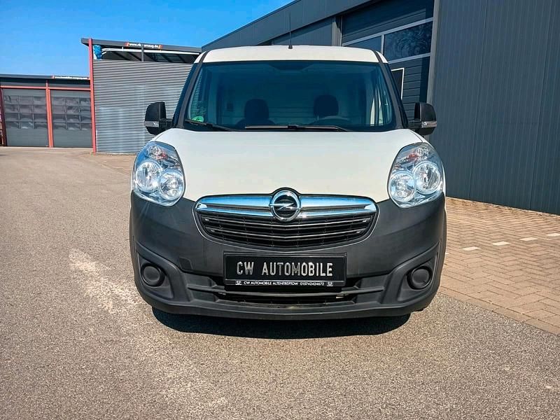 Gebraucht Opel Combo 90 PS (66 kW) 2015 Weiß Van / Kleinbus