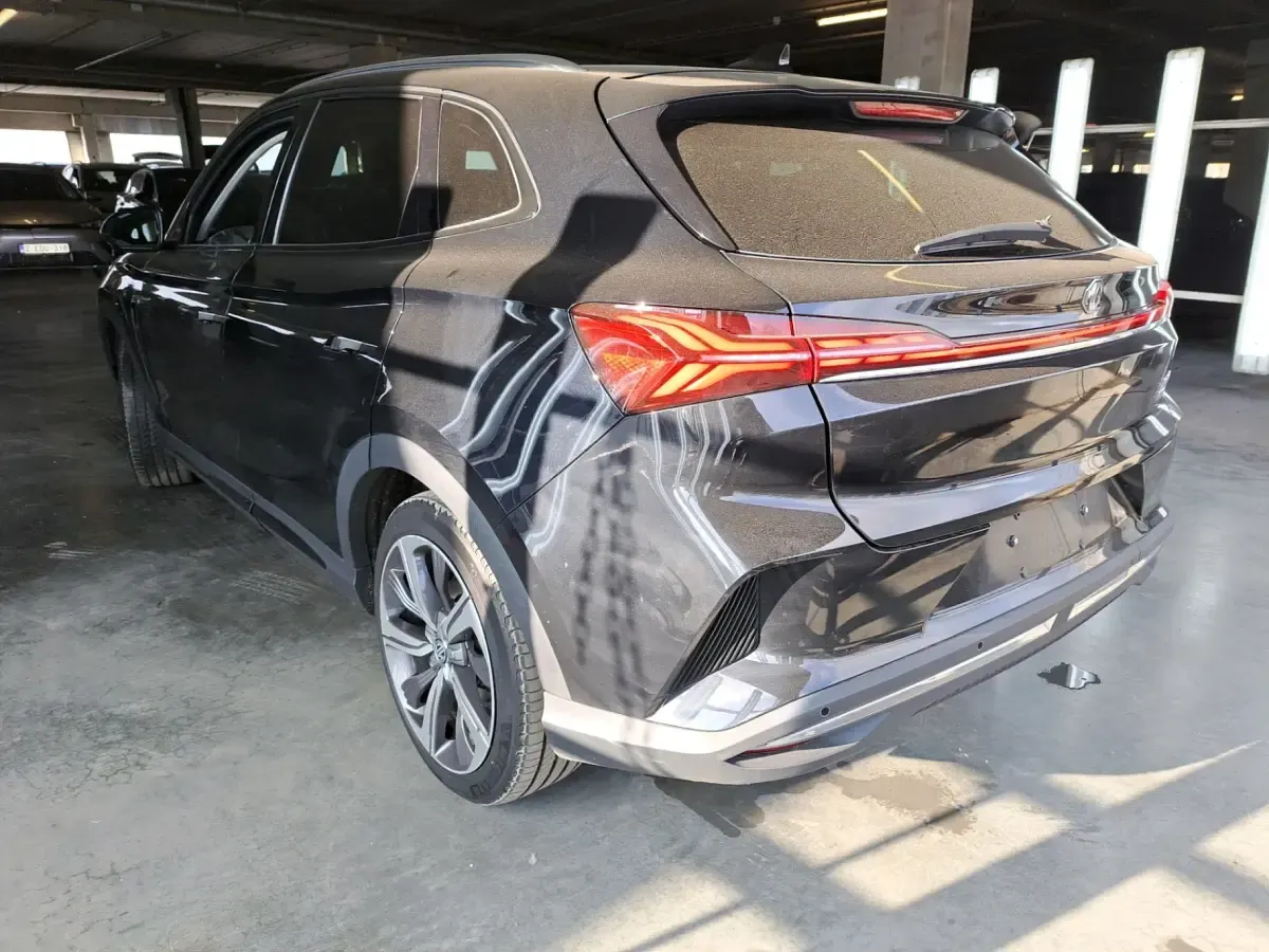 Gebraucht MG Marvel R Luxury 131 kW (179 PS) 2024 Schwarz (pebble black) SUV