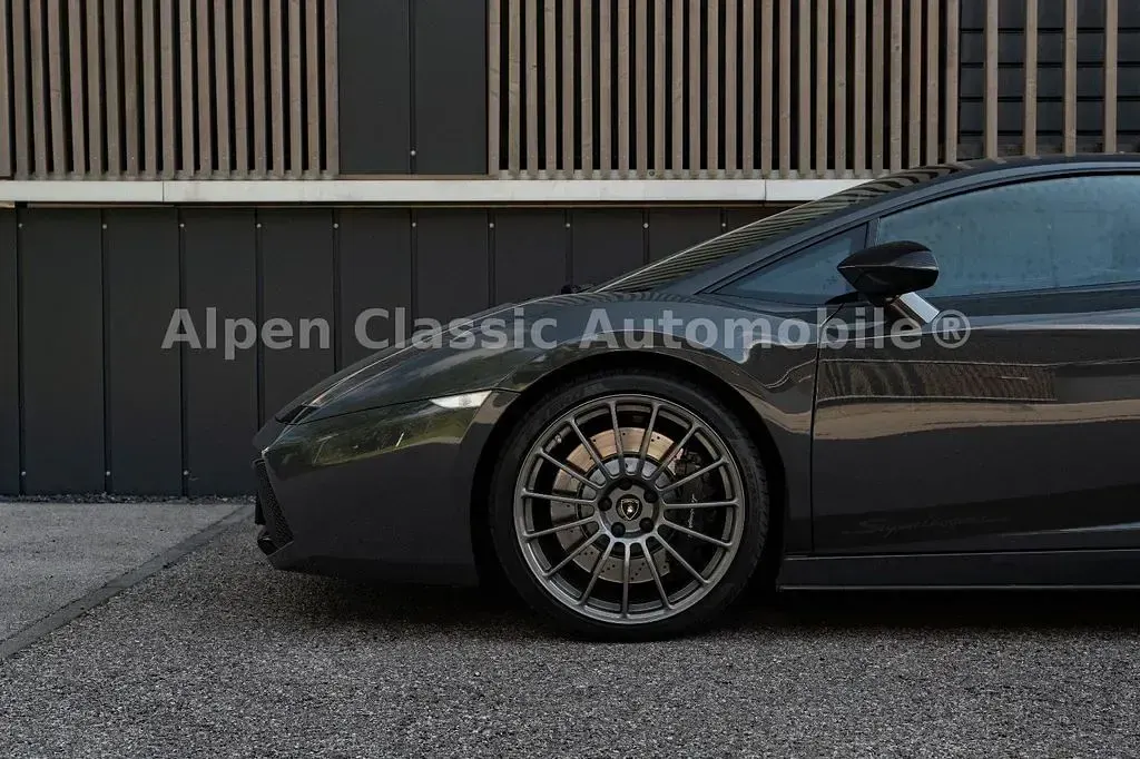 Gebraucht Lamborghini Gallardo 530 PS (389 kW) 2008 Grigio telesto Coupé