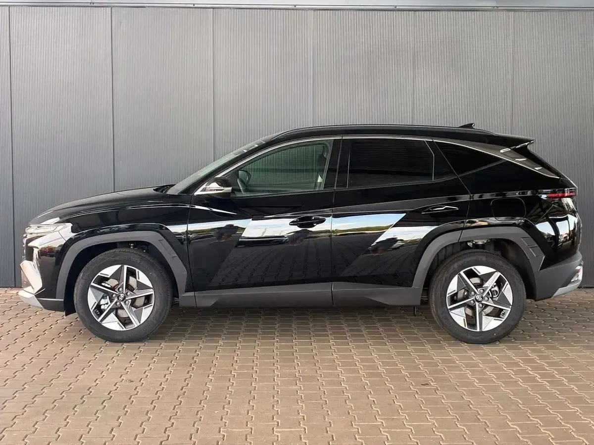 Neu Hyundai Tucson Comfort 150 PS (110 kW) 2026 Abyss black SUV