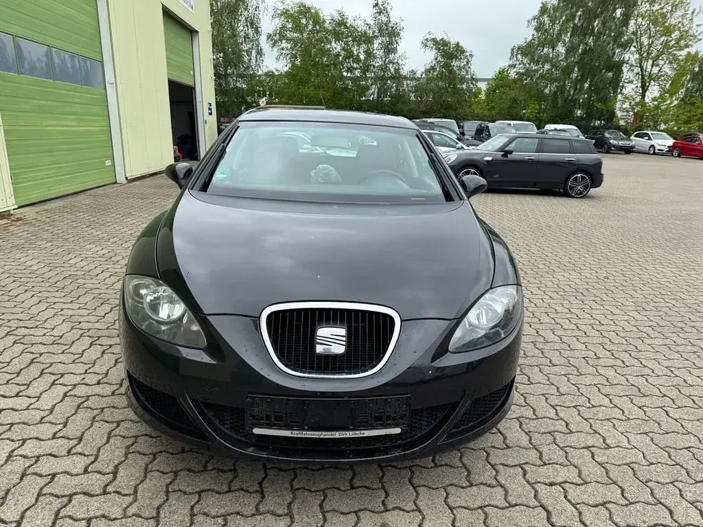 Używany Seat Leon Reference 102 KM (75 kW) 2007 Hatchback