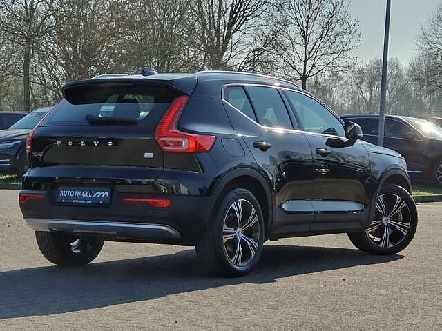 Gebraucht Volvo XC40 Inscription 261 PS (191 kW) 2022 Onyx black / SUV
