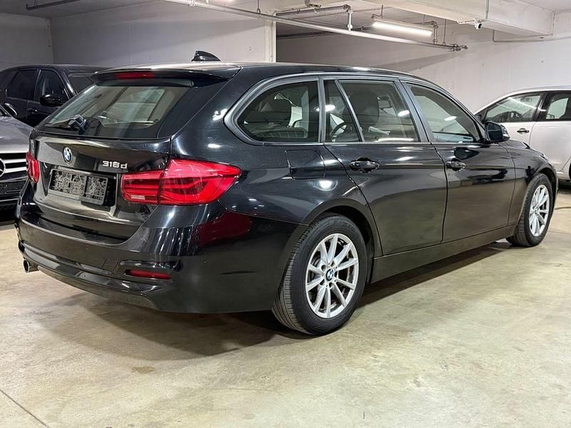 Gebraucht BMW 318 Advantage 150 PS (110 kW) 2016 Schwarz Kombi
