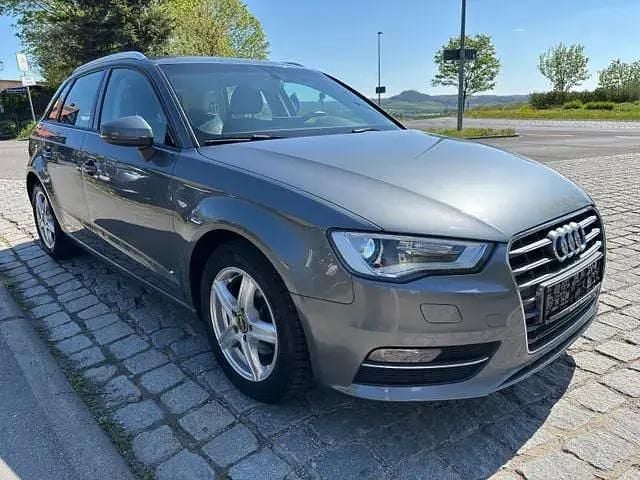 Second-hand Audi A3 Ambiente 176 CP (129 kW) 2014 Gri Berlinǎ
